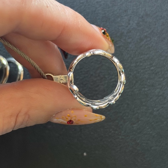 Tiffany & Co. Paloma Picasso Sterling Silver Olive Leaf Band Ring with Bag - Picture 5 of 6